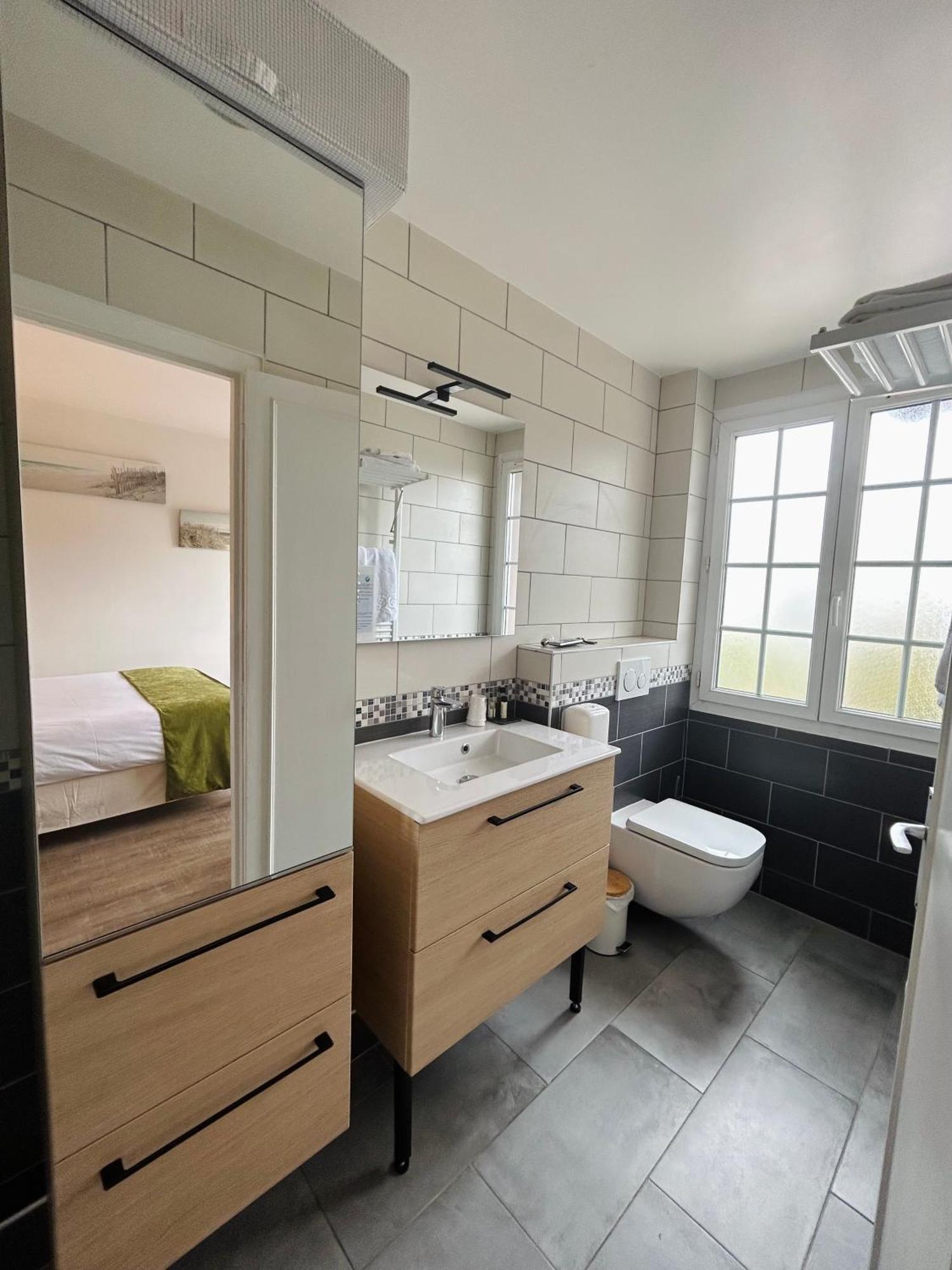 Hotel De La Mer - Deauville Blonville - Boutique Hotel De Charme Vue Mer Ou Campagne - Acces Direct Plage エクステリア 写真