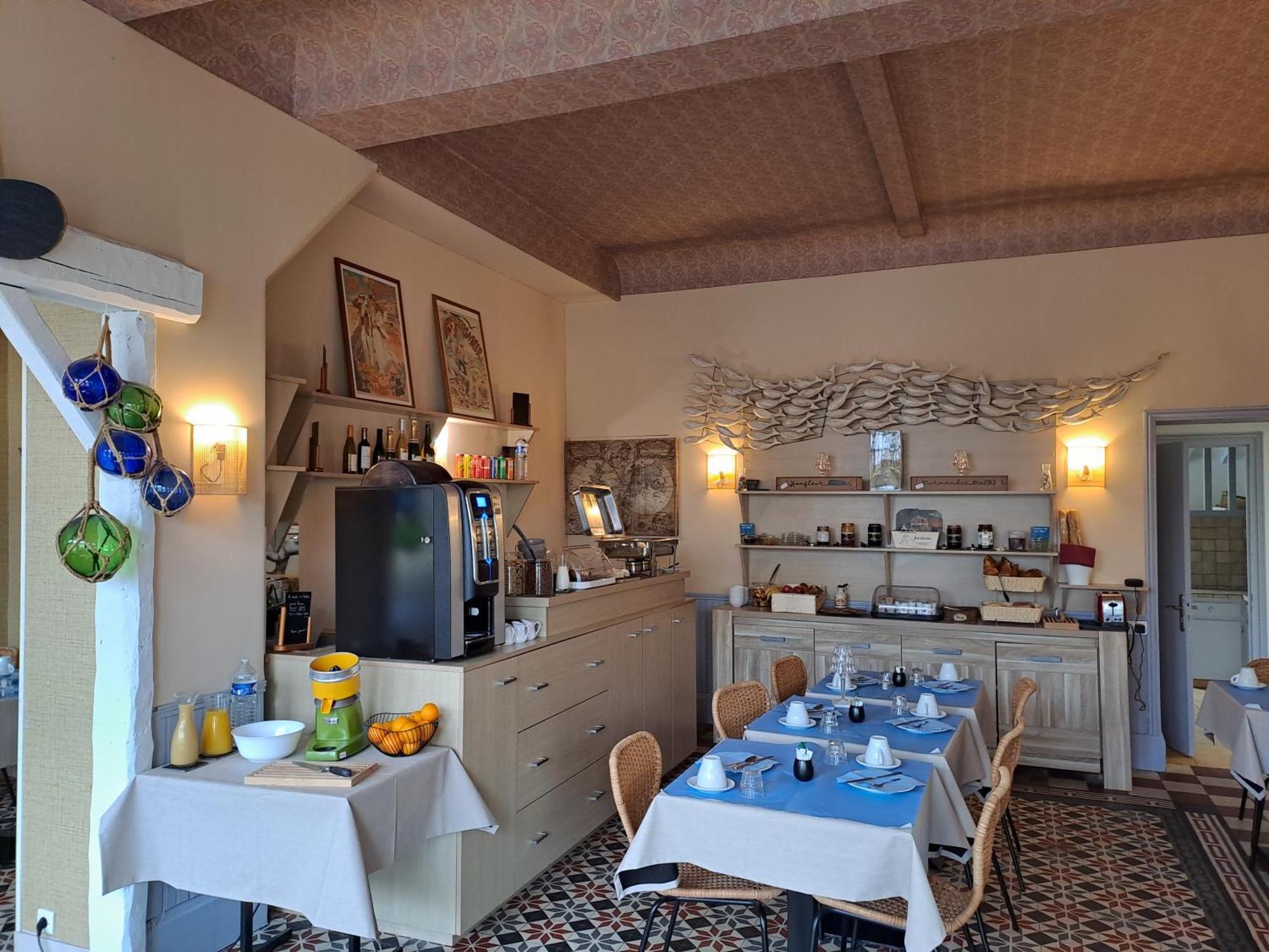 Hotel De La Mer - Deauville Blonville - Boutique Hotel De Charme Vue Mer Ou Campagne - Acces Direct Plage エクステリア 写真